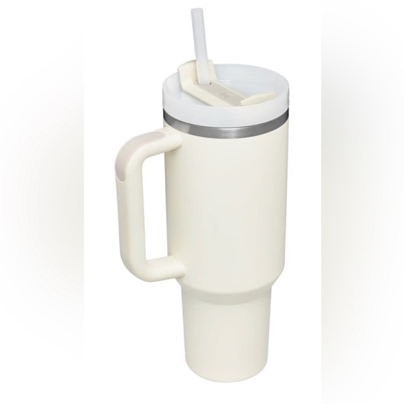 Stanley 40oz Travel Quencher cup - Cream  NWT - Picture 2 of 6